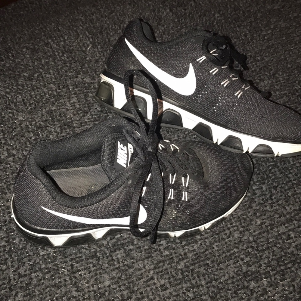 Nike Tailwind 8 Size 7